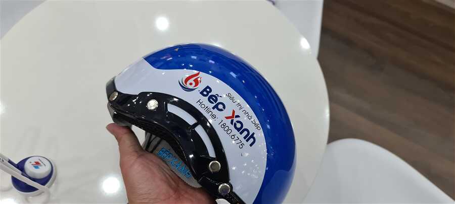 Nón bảo hiểm bếp xanh hiện đại hình 10
