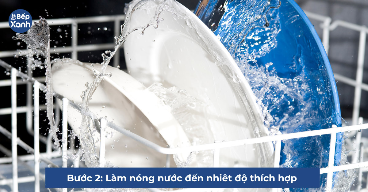 Bước 2: Làm nóng nước đến nhiệt độ thích hợp