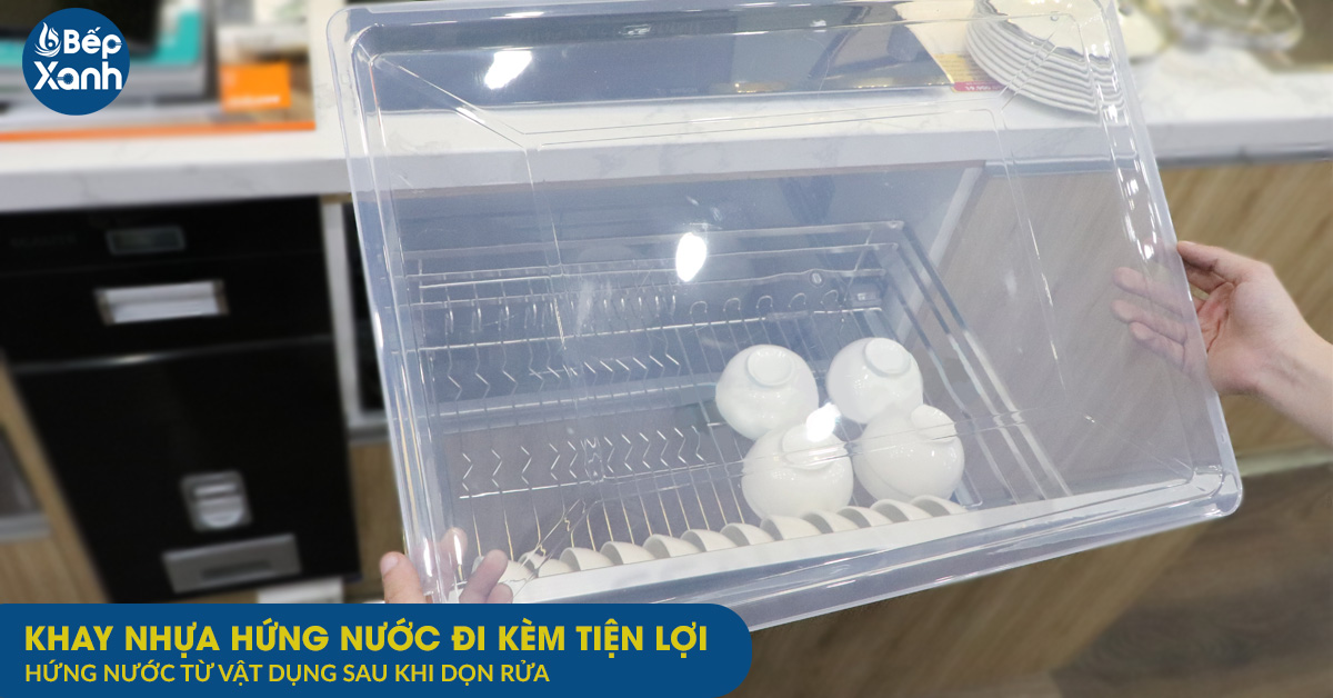 EP70 được trang bị khay nhựa hứng nước tiện lợi