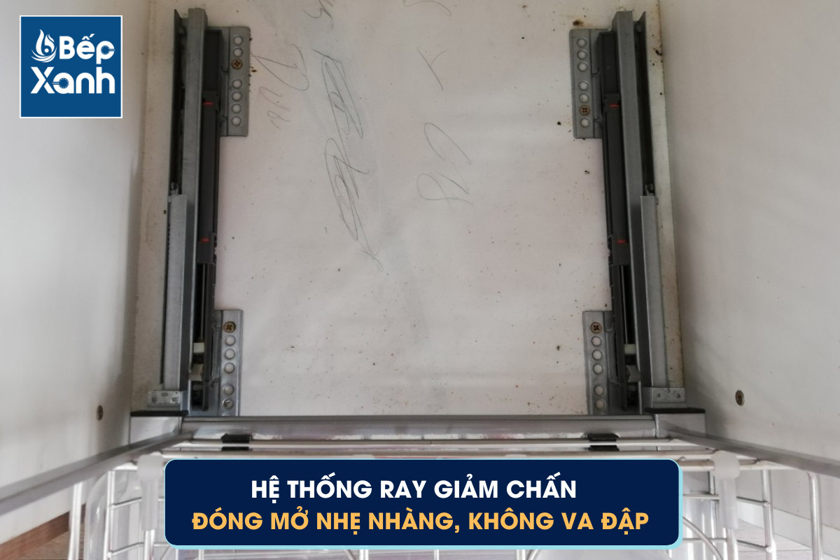 Giá gia vị Eurogold EP35B có ray giảm chấn