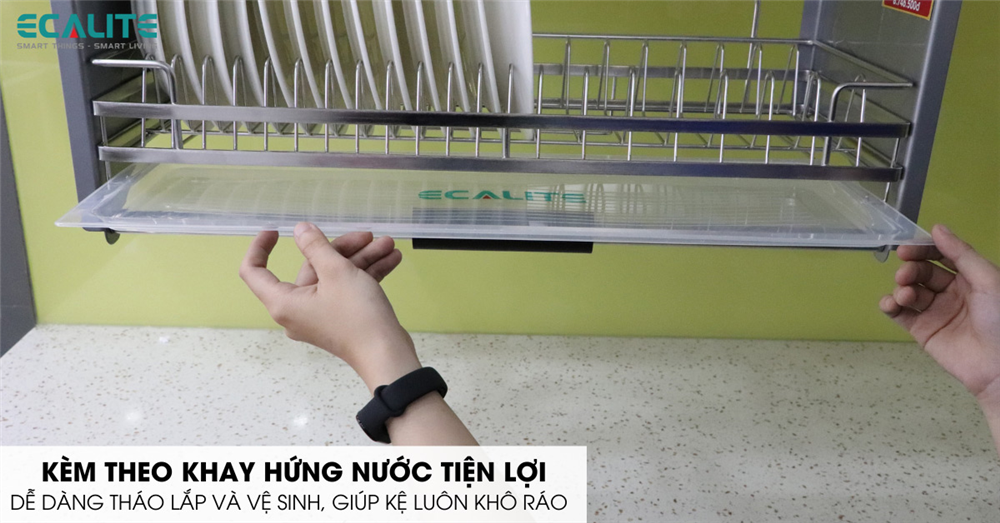 Trang bị khay hứng nước tiện lợi