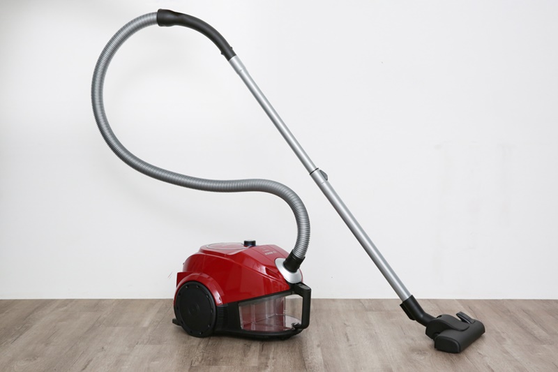 Màu đỏ đô bắt mắt, thiết kế trang nhã - Máy hút bụi Bosch HMH.BGS3U2000 2000W