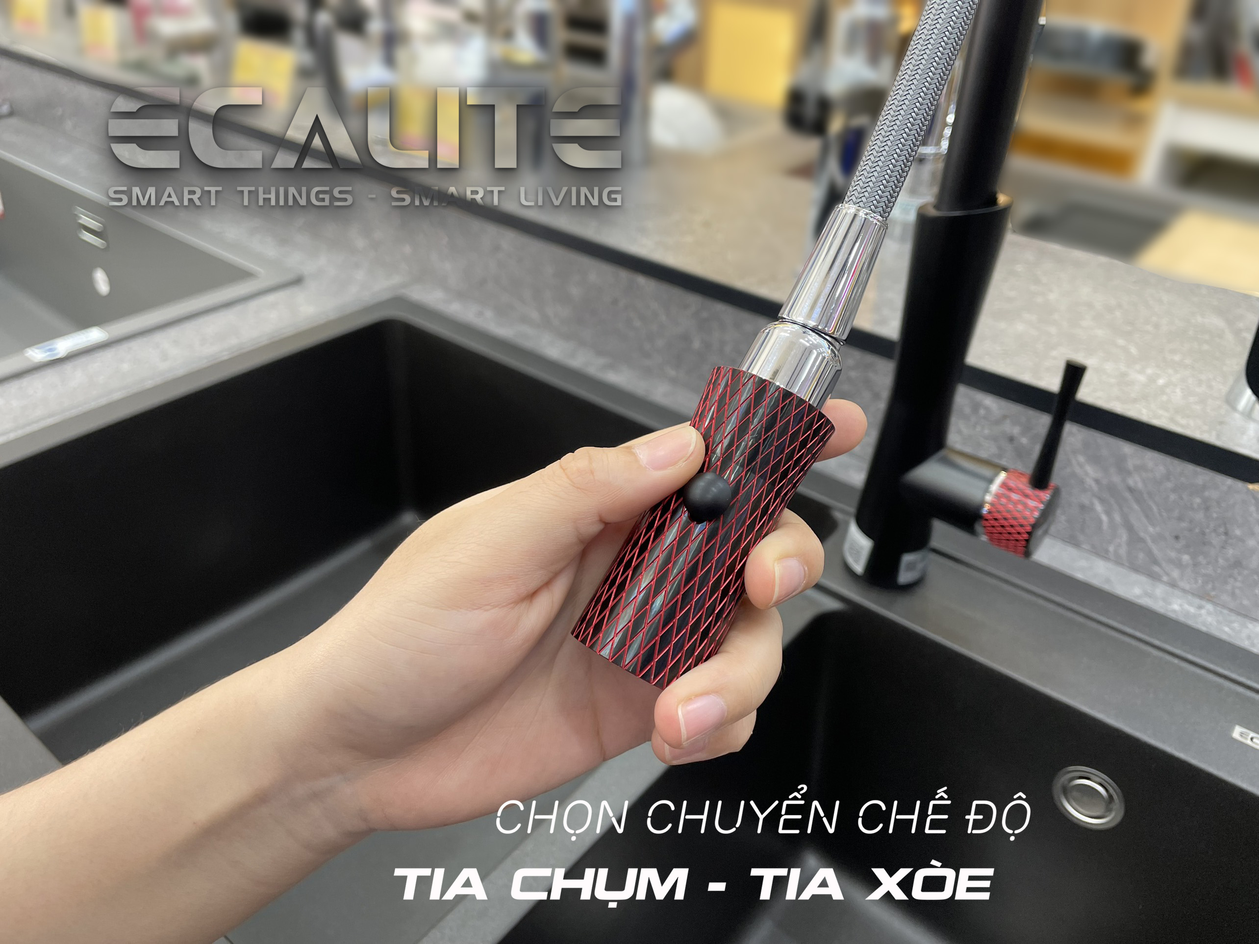Vòi rửa chén nóng lạnh dây rút E-Signature Ecalite EF-N2023B nút chuyển từ tia chụm sang xòe