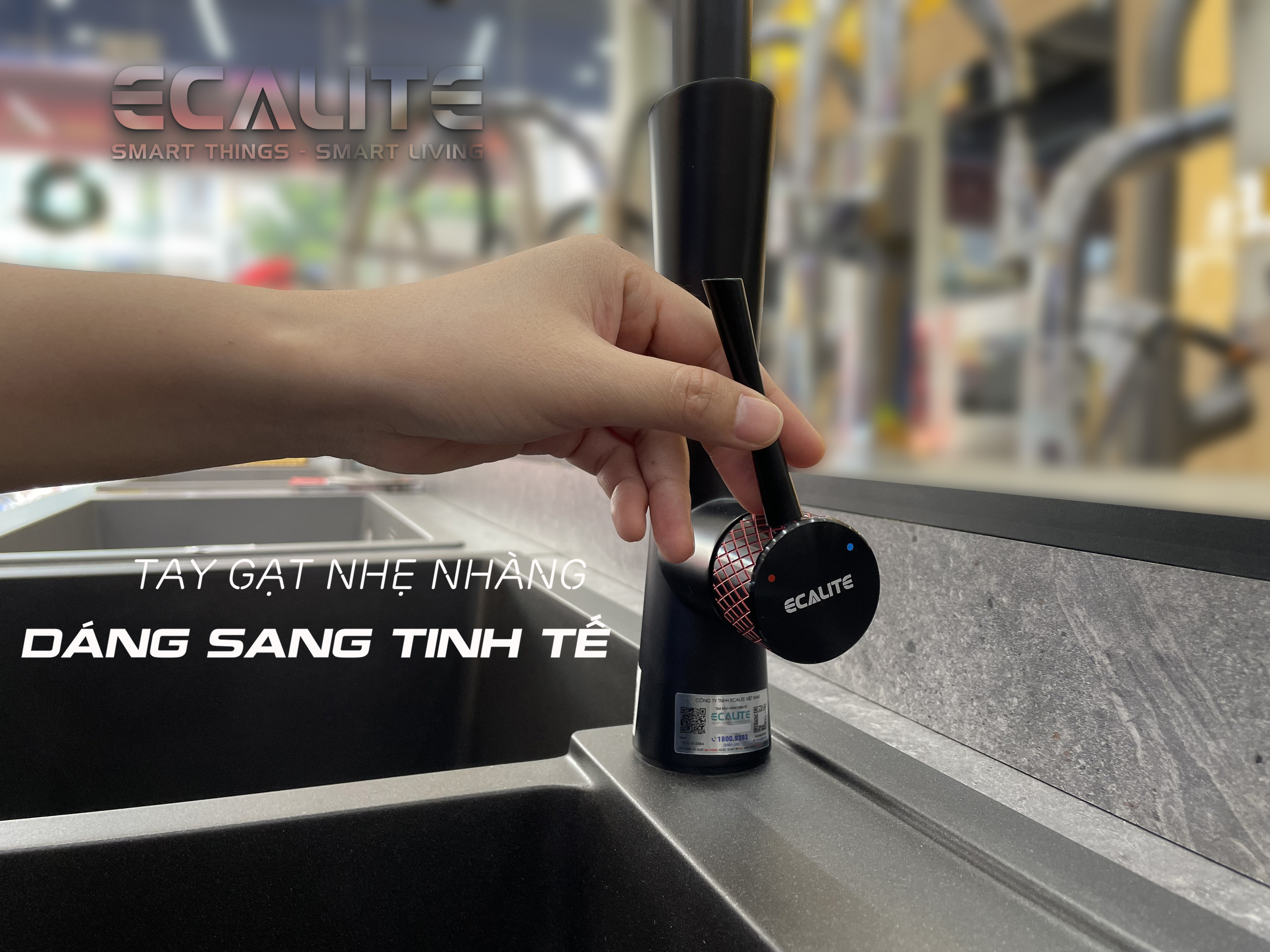 Vòi rửa chén nóng lạnh dây rút E-Signature Ecalite EF-N2023B tay gạt tinh tế